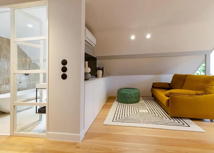Bcascais Boutique House By Iin Center 4* كاسكايس