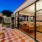 Guest house Bcascais Boutique House By Iin Center 4*