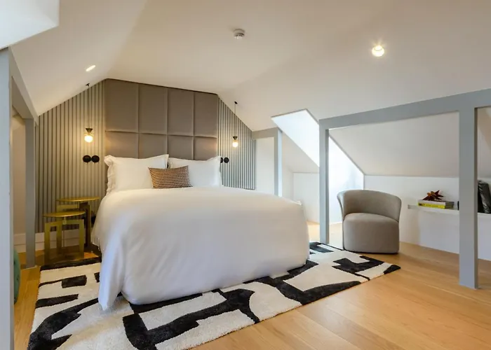 Bcascais Boutique House By Iin Center בית הארחה 4*